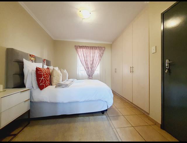 1 BEDROOM APARTMENT TO LET IN NOORDWYK
